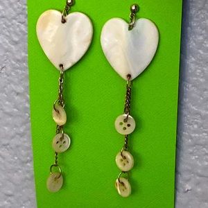 Valentines Vintage 80s white pearly abalone shell heart & button stud dangling